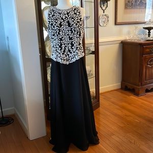 J. Kara Size 12P Black Chiffon Gown with White Beaded Top